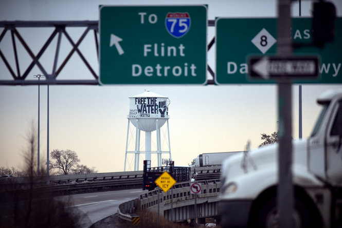 The interchange at I-75 and the Davison Freeway in Detroit. (Photo: Tanya Moutzalias | MLive Detroit)